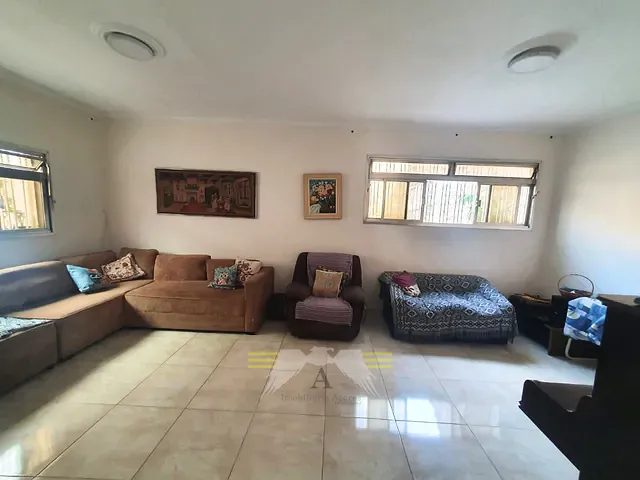 Sobrado 4 quartos e 4 banheiros, à venda, no bairro Catumbi em São Paulo