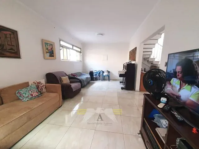 Sobrado 4 quartos e 4 banheiros, à venda, no bairro Catumbi em São Paulo