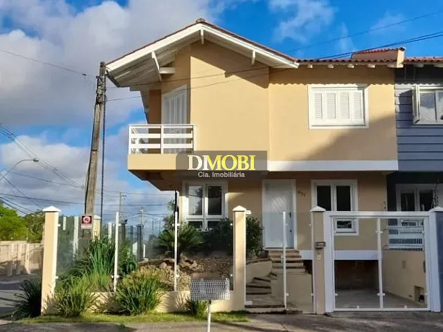 Sobrado com 98m² 3 quartos e 2 banheiros, à venda, no bairro Oriço em Gravataí