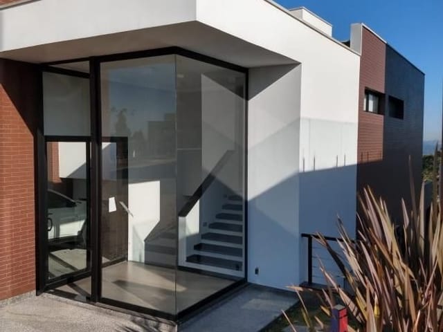 Foto do Sobrado - Sobrado à venda 3 Quartos, 3 Suites, 3 Vagas, 555M², Granja Viana, Carapicuíba - SP | BUSSOCABA ADMINISTRACAO DE BENS E IMOVEIS LTDA