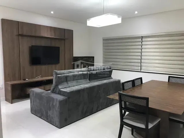 Sobrado com 260m² 4 quartos e 4 banheiros, à venda, no bairro Fazenda Rodeio em Mogi das Cruzes