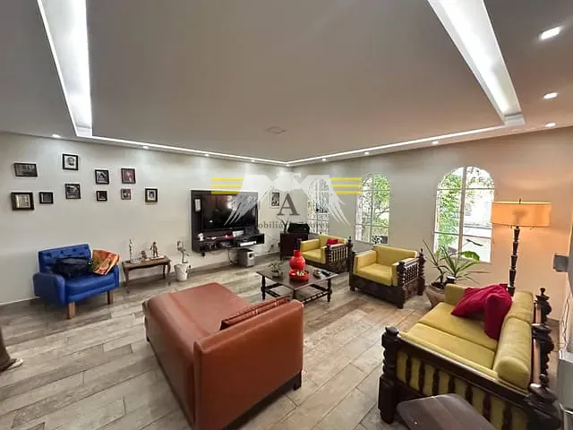Sobrado 4 quartos e 6 banheiros, à venda, no bairro Mooca em São Paulo
