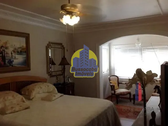 Sobrado com 606m² 4 quartos e 3 banheiros, à venda, no bairro Cidade São Francisco em São Paulo