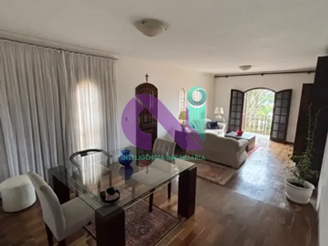 Sobrado com 250m² 5 quartos e 3 banheiros, à venda, no bairro Bela Vista em Osasco