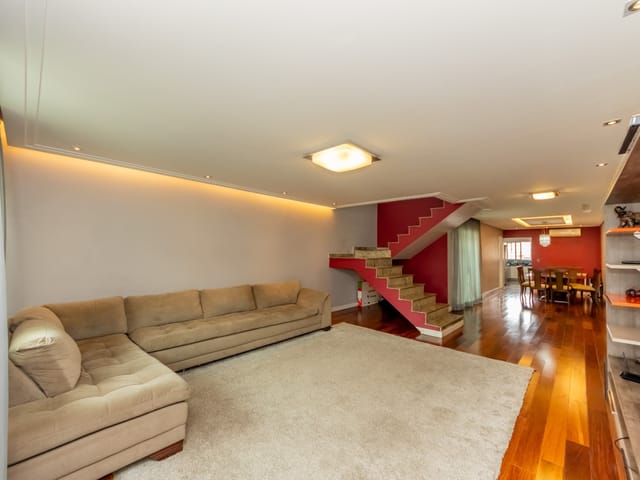 Foto do Sobrado - Sobrado para venda em Osvaldo Cruz com 3 quartos, sendo 3 suítes, 403m² | Lares e Andares Imóveis