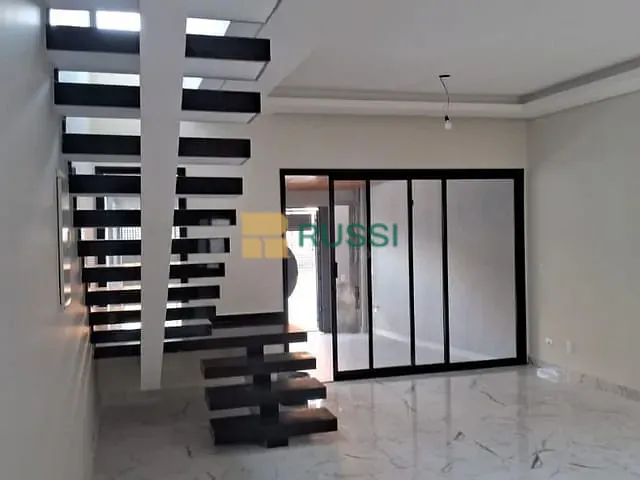 Sobrado com 125m² 3 quartos e 4 banheiros, à venda, no bairro Jardim das Indústrias em São José dos Campos