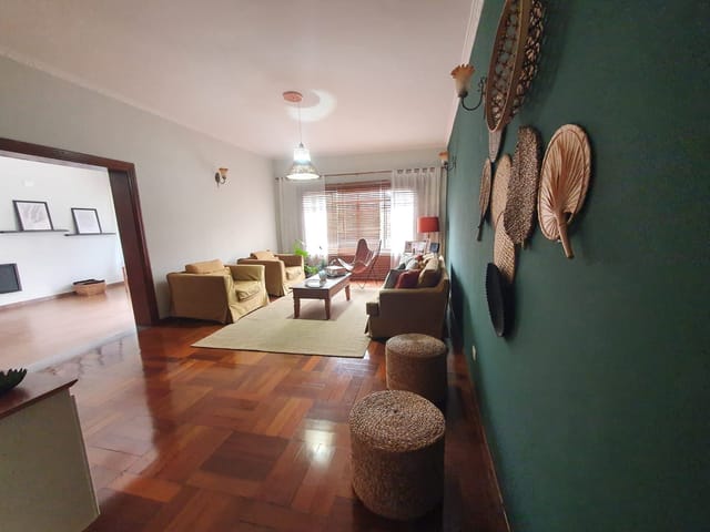 Foto do Sobrado - Mais Espaço Para Sua Família 🏠 Sobrado de 347m² com 5 Dormitórios e 4 Vagas no Belém! | Organização Imobiliária Açores