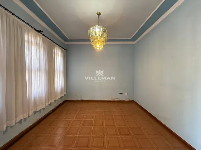 Sobrado com 450m², para alugar, no bairro Zona 05 em Maringá