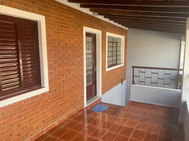 Sobrado com 150m² 2 quartos e 2 banheiros, à venda, no bairro Vila Santa Libânia em Bragança Paulista
