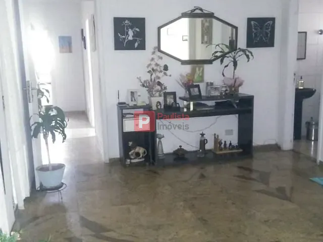 Sobrado com 809m² 4 quartos e 4 banheiros, à venda, no bairro Jardim Campo Grande em São Paulo