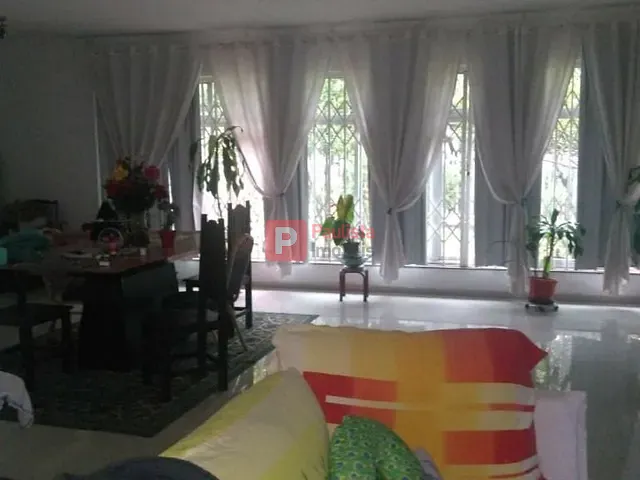 Sobrado com 809m² 4 quartos e 4 banheiros, à venda, no bairro Jardim Campo Grande em São Paulo
