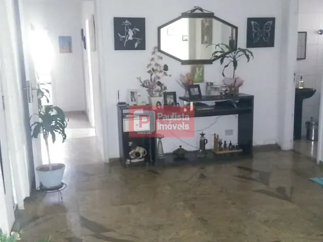 Sobrado com 809m² 4 quartos e 4 banheiros, à venda, no bairro Jardim Campo Grande em São Paulo