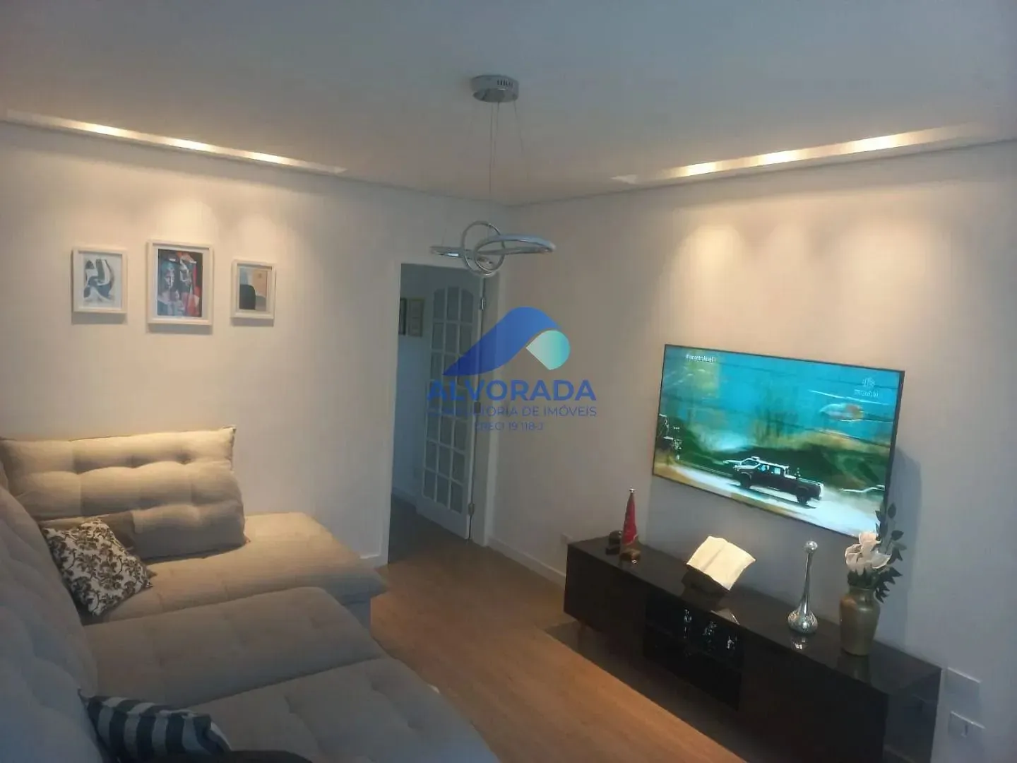 Sobrado, 3 quartos, 304 m² - Foto 1