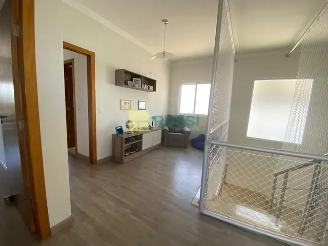 Sobrado com 500m² 4 quartos e 5 banheiros, à venda, no bairro Condomínio Residencial Jaguary em São José dos Campos