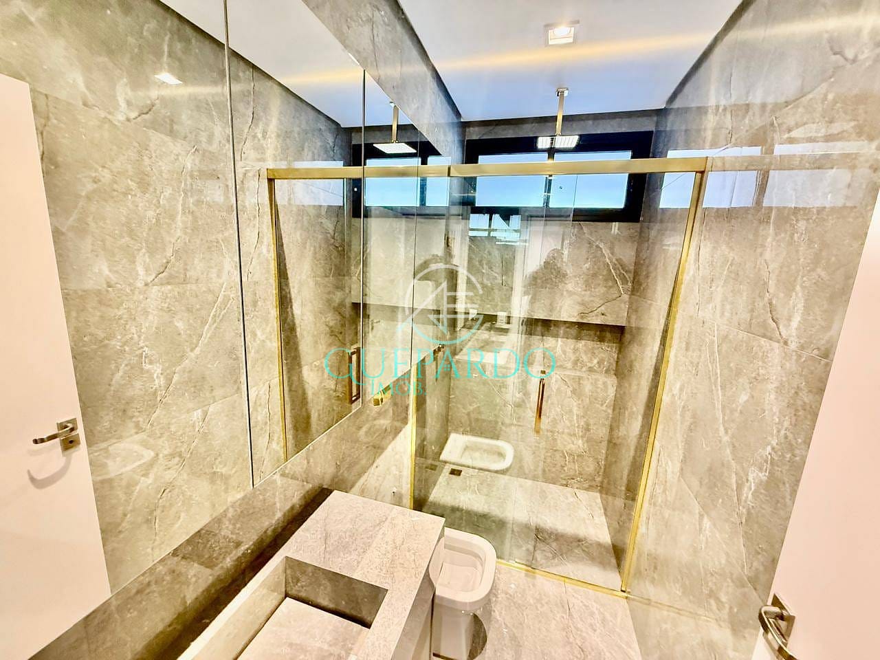 Sobrado à venda com 4 quartos, 280m² - Foto 17