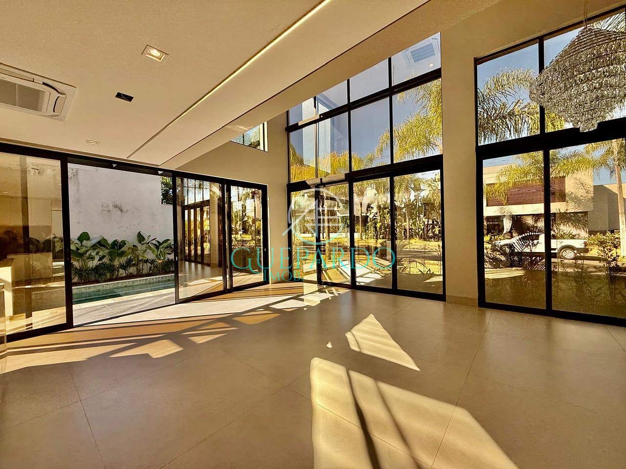 Sobrado à venda com 4 quartos, 280m² - Foto 4