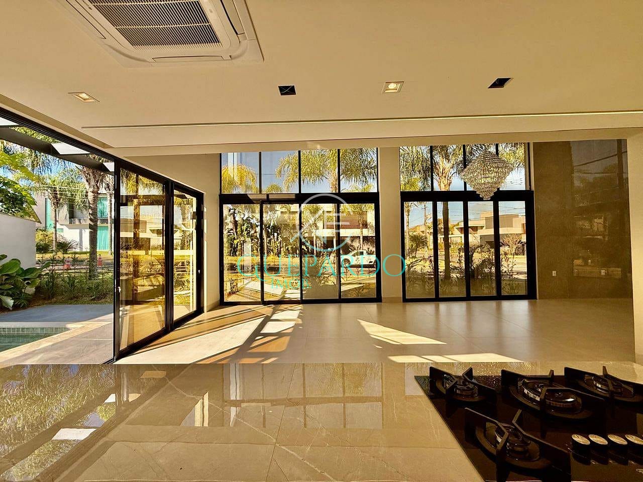 Sobrado à venda com 4 quartos, 280m² - Foto 8