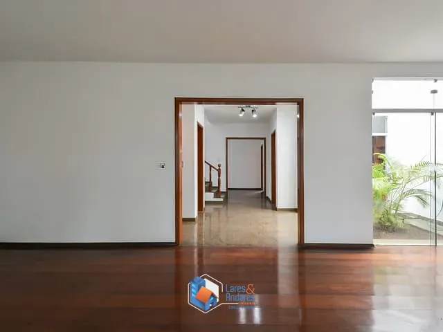 Sobrado com 260m² 4 quartos e 5 banheiros, à venda, no bairro Planalto Paulista em São Paulo