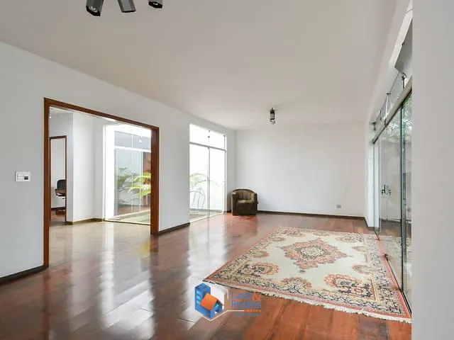 Sobrado com 260m² 4 quartos e 5 banheiros, à venda, no bairro Planalto Paulista em São Paulo