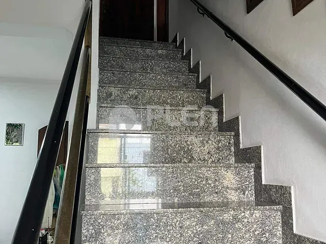 Sobrado 3 quartos e 2 banheiros, para alugar, no bairro Parque Casa de Pedra em São Paulo
