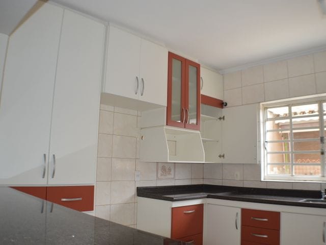 Sobrado com 125m² 3 quartos e 2 banheiros, à venda, no bairro Jardim São Cristóvão em Bragança Paulista