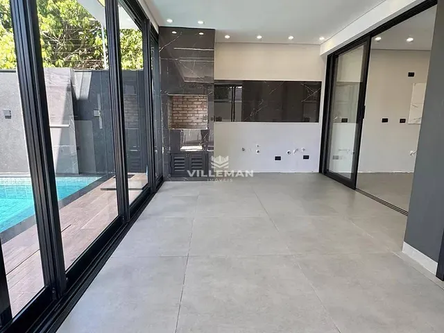 Sobrado com 228m² 2 quartos e 3 banheiros, à venda, no bairro Jardim Alvorada em Maringá