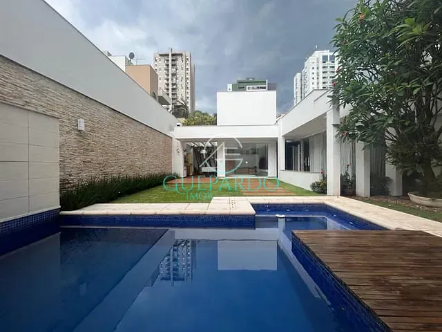 Sobrado com 720m² 4 quartos e 5 banheiros, à venda, no bairro Terra Bonita em Londrina