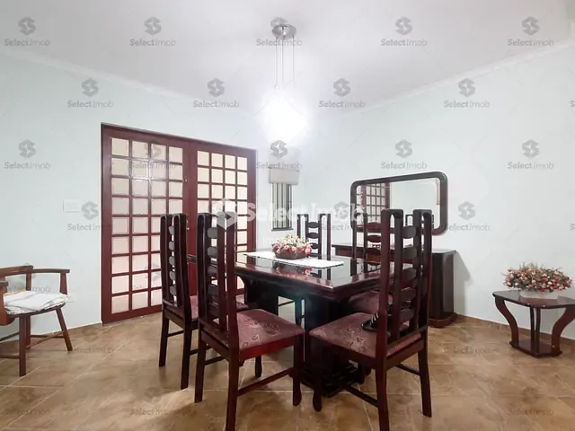 Sobrado com 211m² 3 quartos e 3 banheiros, à venda, no bairro Vila Assis Brasil em Mauá