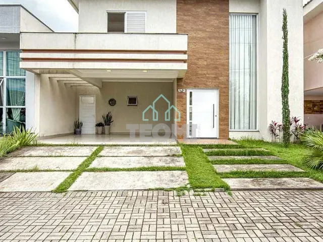 Sobrado 3 quartos e 2 banheiros, à venda, no bairro Loteamento Residencial Morada do Visconde em Tremembé
