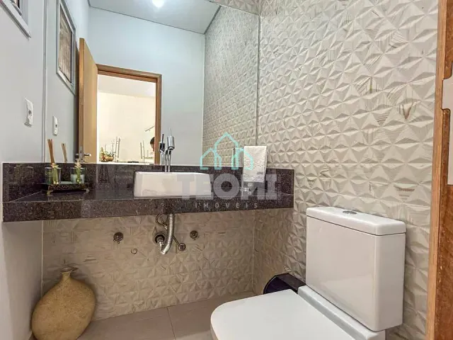 Sobrado 3 quartos e 2 banheiros, à venda, no bairro Loteamento Residencial Morada do Visconde em Tremembé