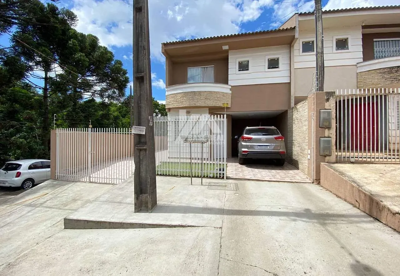 Sobrado à venda, Colônia Dona Luíza, Ponta Grossa, PR — Oficinas, Ponta Grossa