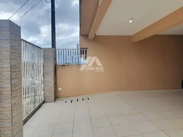 Sobrado com 200m² 3 quartos e 2 banheiros, à venda, no bairro Neves em Ponta Grossa