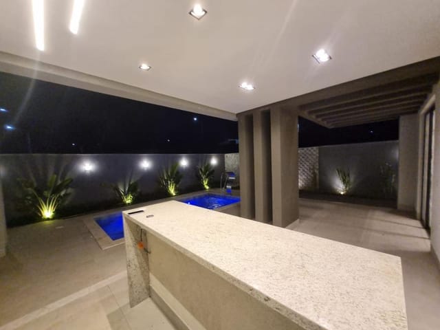 Foto do Sobrado - SOBRADO 03 SUÍTES - JARDINS CAPRI - COM PISCINA E CHURRASQUEIRA | Provenda Imobiliária