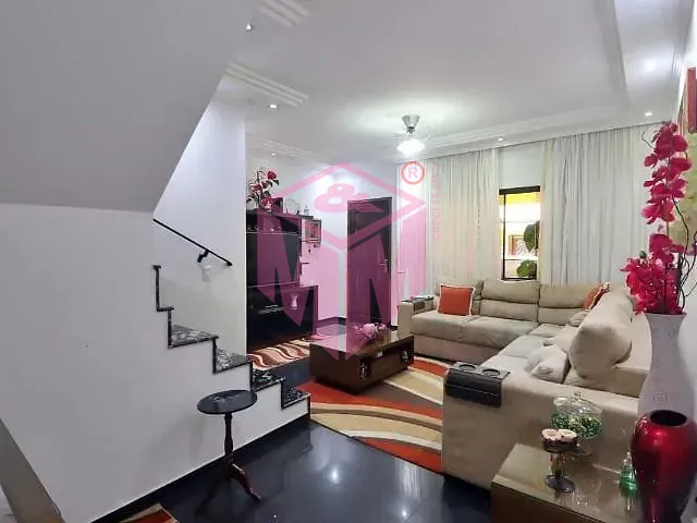 Sobrado com 150m² 4 quartos e 3 banheiros, à venda, no bairro Vila Humaitá em Santo André