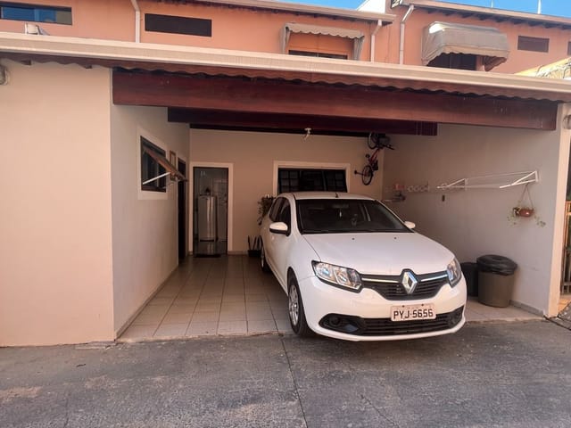 Foto do Sobrado - Sobrado com 3 dormitórios à venda, 110 m² por R$ 380.000,00 - Jardim Califórnia - Jacareí/SP | RUSSI IMÓVEIS