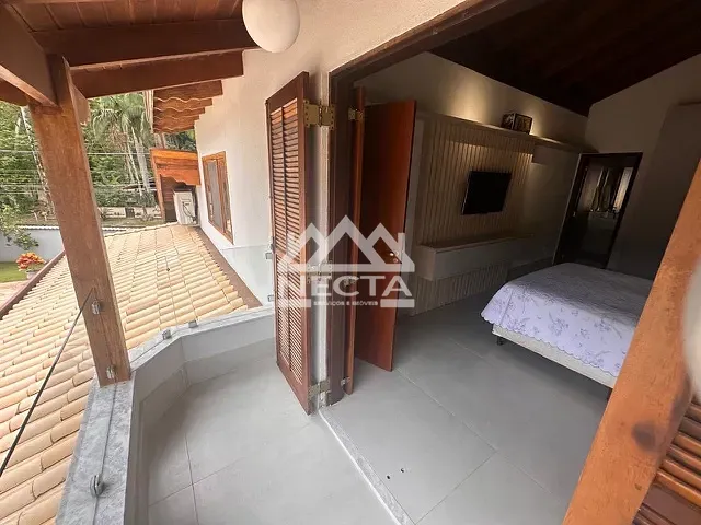 Sobrado com 840m² 3 quartos e 4 banheiros, à venda, no bairro Mar Verde II em Caraguatatuba