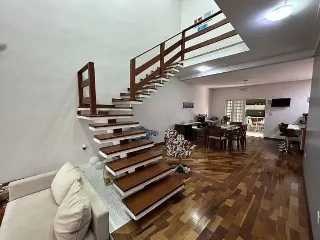 Foto do Sobrado - Sobrado com 3 dormitórios à venda, 249 m² por R$ 710.000,00 - Jardim Rodolfo - São José dos Campos/SP | INDEPENDENCE NEGOCIOS IMOBILIARIOS LTDA