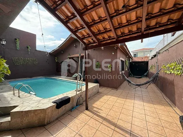 Casa com 250m² 3 quartos e 3 banheiros, à venda, no bairro Jardim do Colégio (Zona Norte) em São Paulo