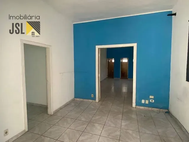 Sobrado com 396m², à venda, no bairro Centro em Caçapava