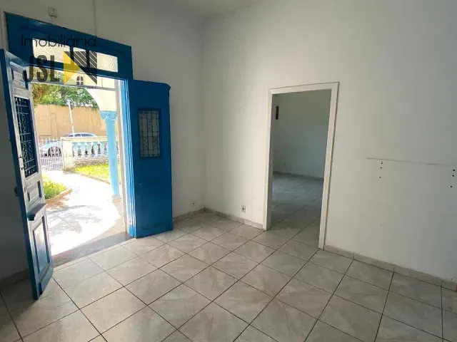 Sobrado com 396m², à venda, no bairro Centro em Caçapava