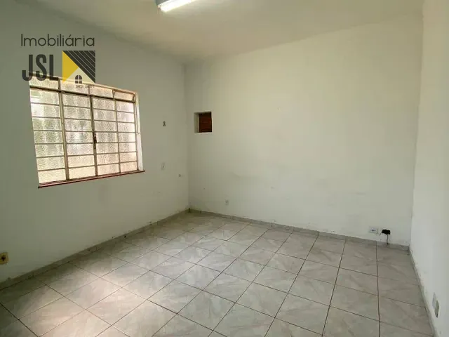 Sobrado com 396m², à venda, no bairro Centro em Caçapava