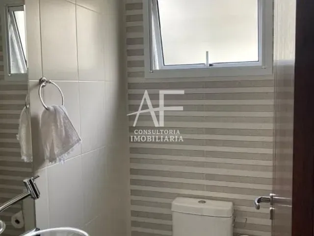 Sobrado com 300m² 4 quartos e 6 banheiros, à venda, no bairro Condomínio Ouro Ville em Taubaté