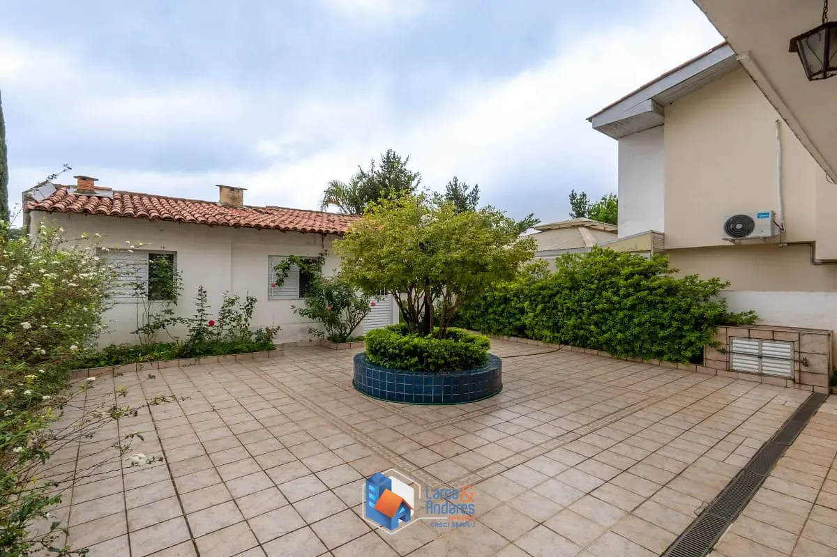 Sobrado, 3 quartos, 303 m² - Foto 9