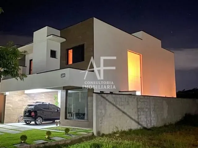 Sobrado com 70m² 3 quartos e 2 banheiros, à venda, no bairro Itapecerica em Taubaté