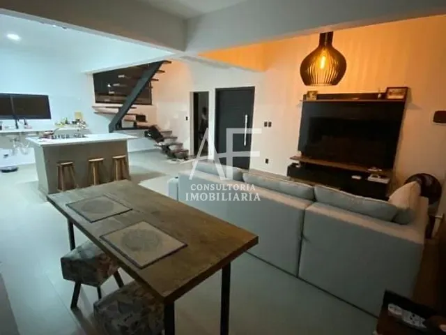 Sobrado com 70m² 3 quartos e 2 banheiros, à venda, no bairro Itapecerica em Taubaté