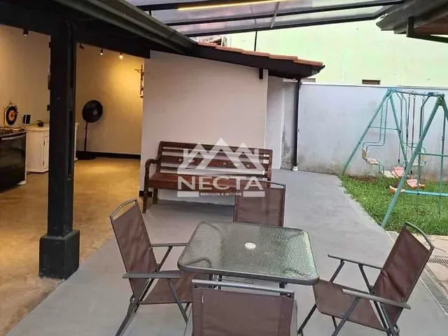 Sobrado com 325m² 3 quartos e 3 banheiros, à venda, no bairro Jardim Terralão em Caraguatatuba