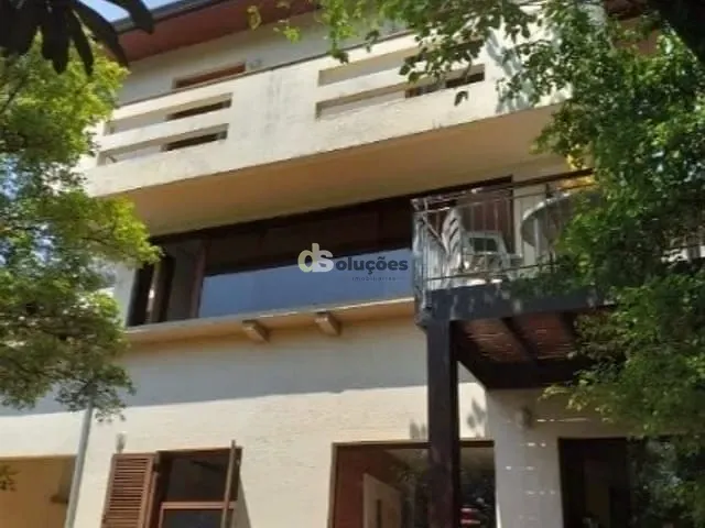 Sobrado com 424m² 3 quartos e 6 banheiros, à venda, no bairro Jardim Leonor Mendes de Barros em São Paulo