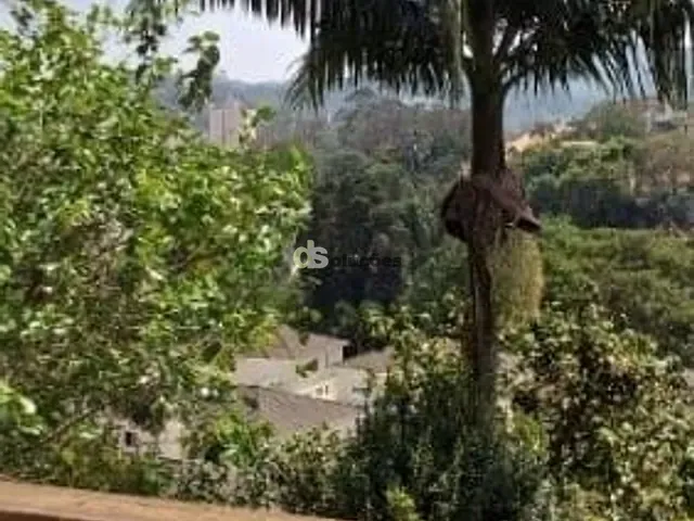 Sobrado com 424m² 3 quartos e 6 banheiros, à venda, no bairro Jardim Leonor Mendes de Barros em São Paulo