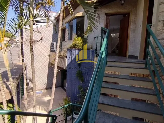 Sobrado com 300m² 3 quartos e 2 banheiros, à venda ou para alugar, no bairro Chácara Santo Antônio (Zona Leste) em São Paulo
