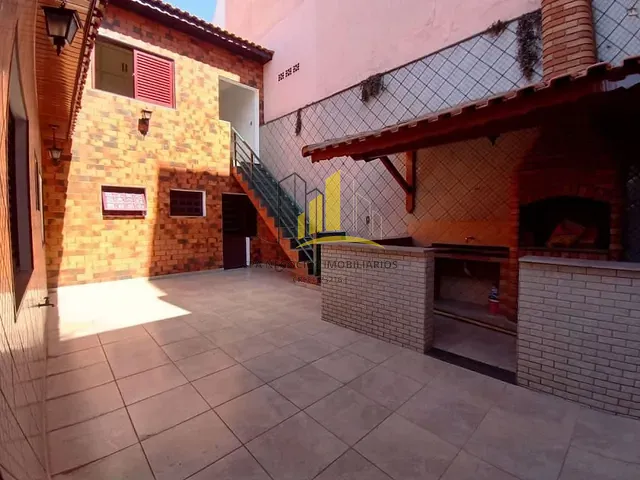Sobrado com 300m² 3 quartos e 2 banheiros, à venda ou para alugar, no bairro Chácara Santo Antônio (Zona Leste) em São Paulo